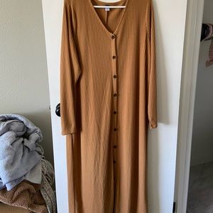 XL Long sleeve button down mustard Maxi
